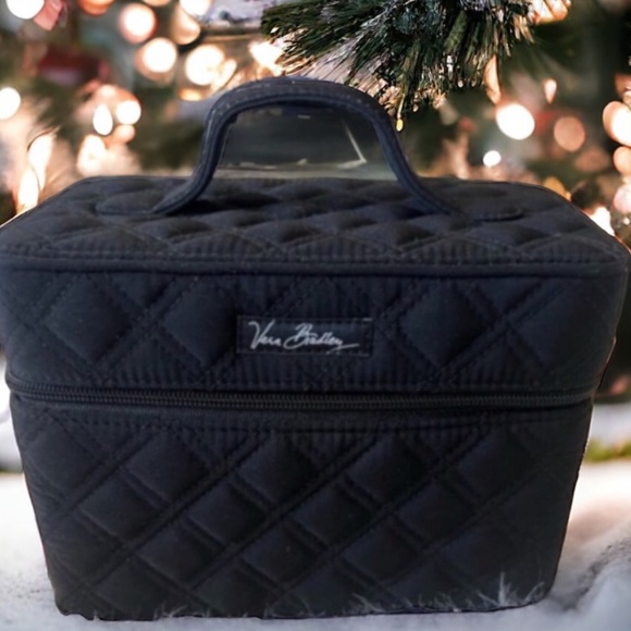 Vera Bradley Handbags - Vera Bradley travel make up box